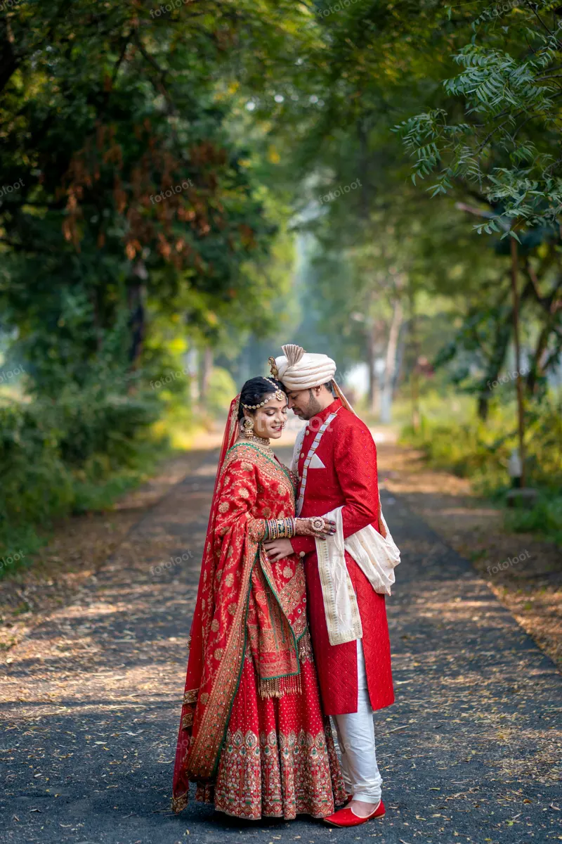 People & Portraits: bride, groom, couple